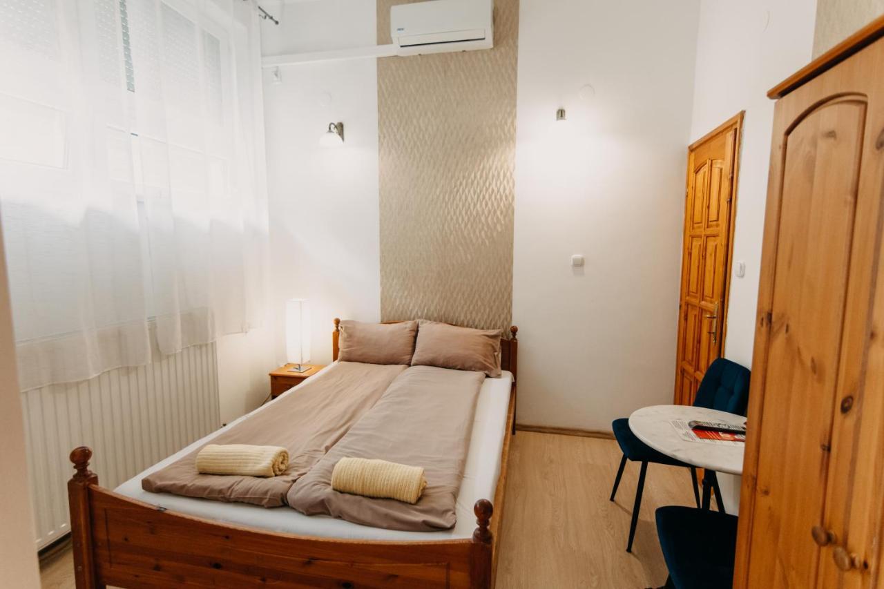 Palma Vendeghaz Bed & Breakfast Szeged Ngoại thất bức ảnh