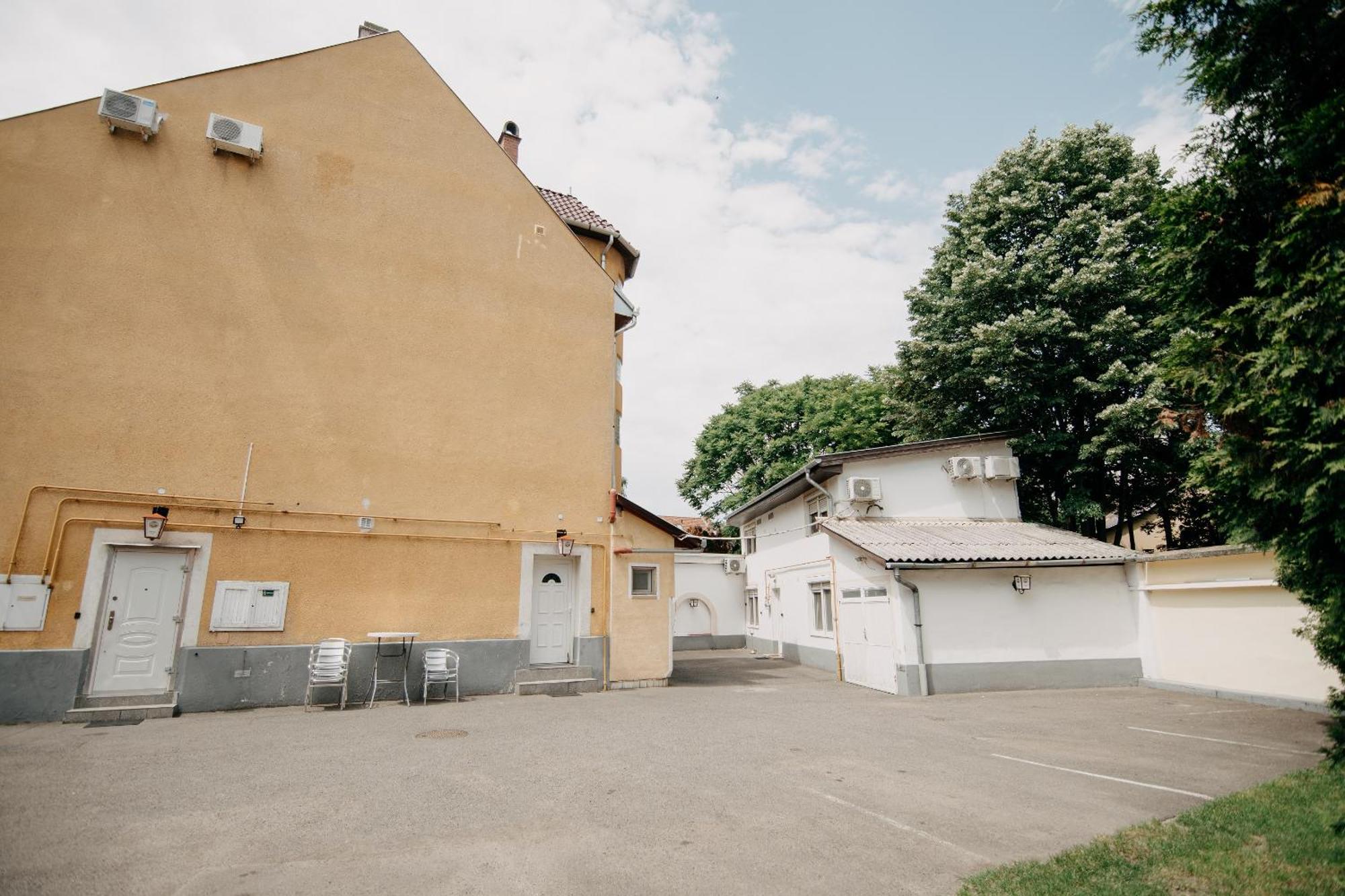 Palma Vendeghaz Bed & Breakfast Szeged Ngoại thất bức ảnh